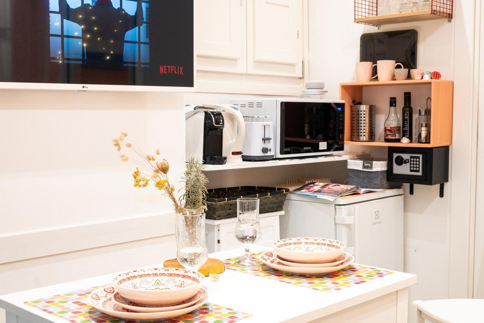 Zenflamingo Mini Monolocale Apartment Каляри Екстериор снимка